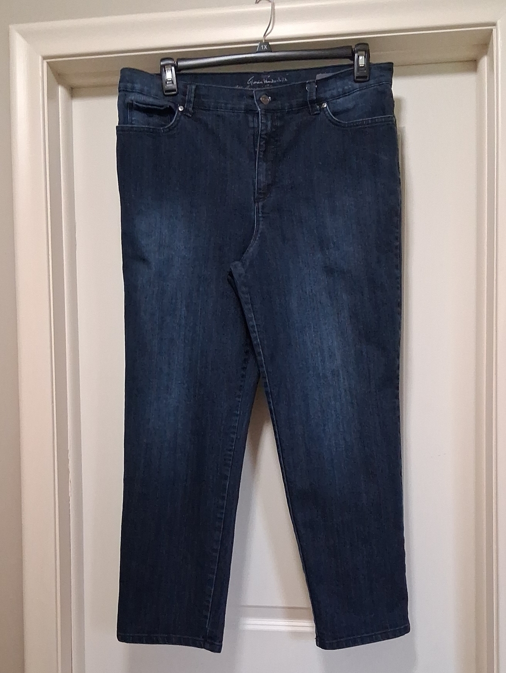 Gloria Vanderbilt Dark Wash Jeans